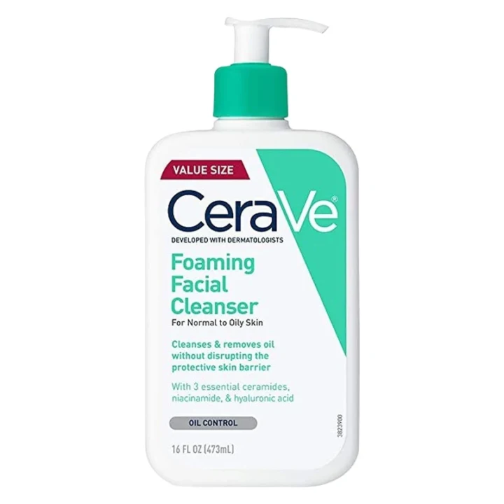 CeraVe Foaming Facial Cleanser for Normal to Oily Skin – Oil Control | شوینده فومی صورت سراوی مناسب پوست نرمال تا چرب | حاوی ۳ سرامید ضروری، نیاسینامید و هیالورونیک اسید | پاک‌کننده چربی و آلودگی بدون آسیب به سد دفاعی پوست | 236 ml